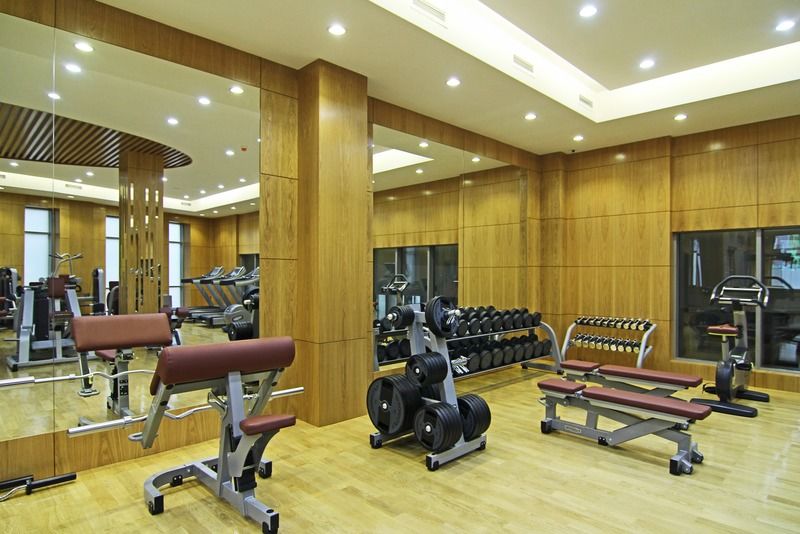 Orion Hotel Bischkek Exterior foto A gym at a hotel
