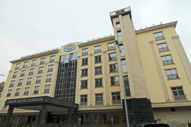 Orion Hotel Bischkek Exterior foto The headquarters of the National University of Lesotho